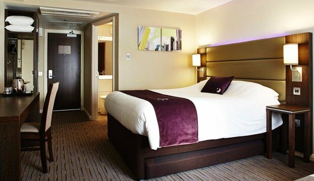 Premier Inn Premier Inn Wirral Greasby Extérieur photo